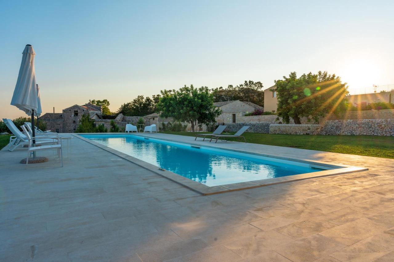 Baglio Cella - Appartamenti Per Vacanze Modica Eksteriør billede