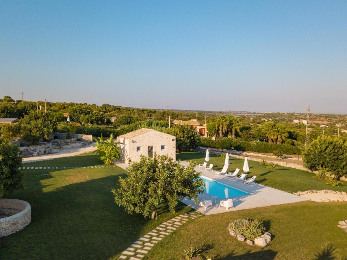 Baglio Cella - Appartamenti Per Vacanze Modica Eksteriør billede